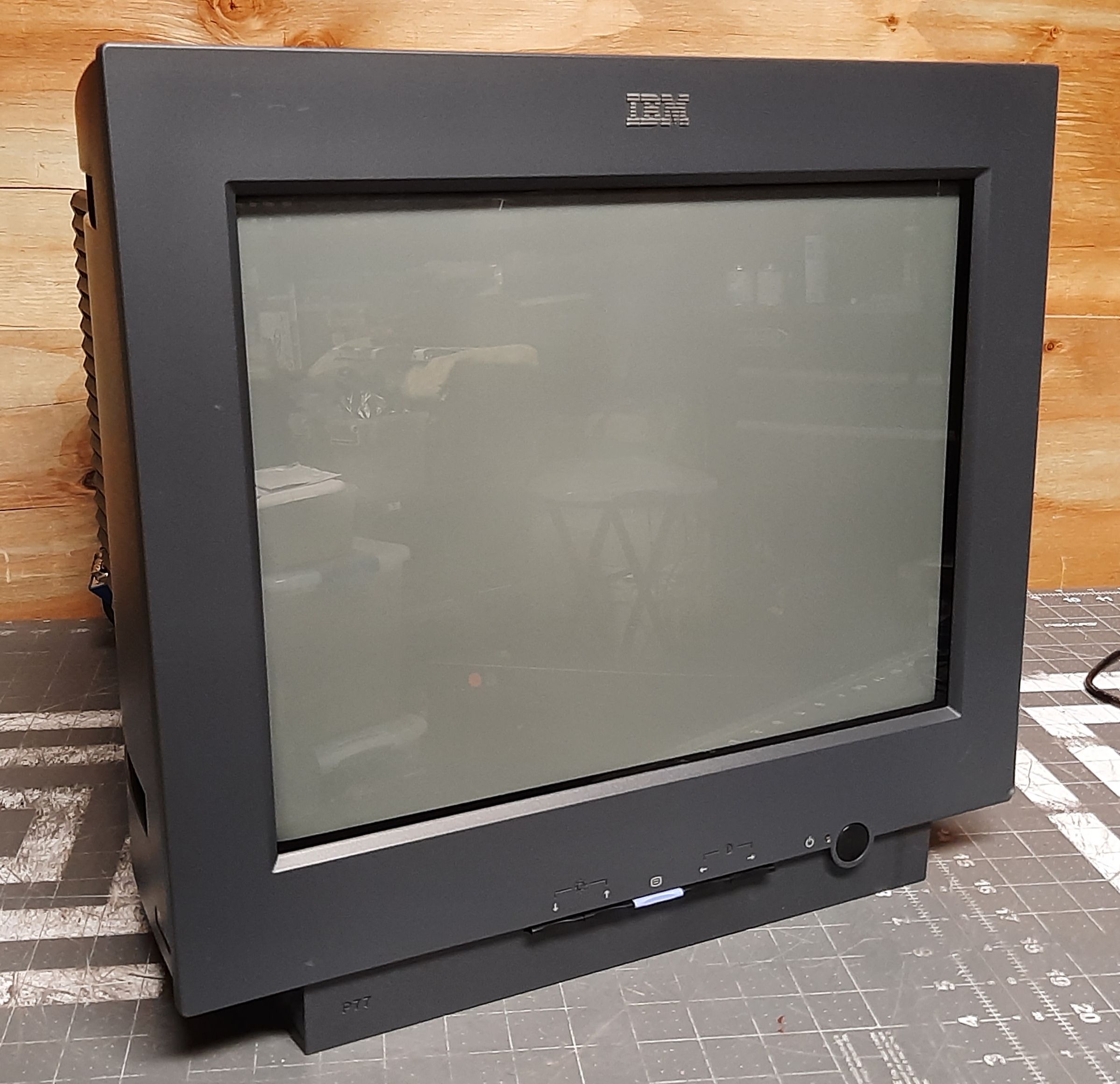 IBM P77 | CRT Database